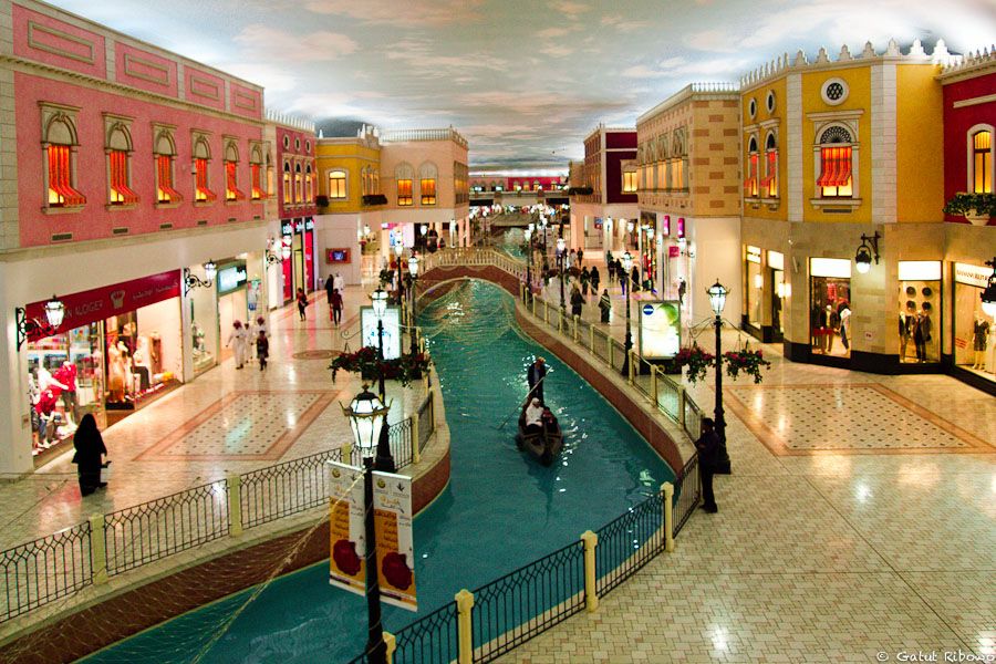 QATAR: DOHA – BANANA ISLAND — ảnh 5