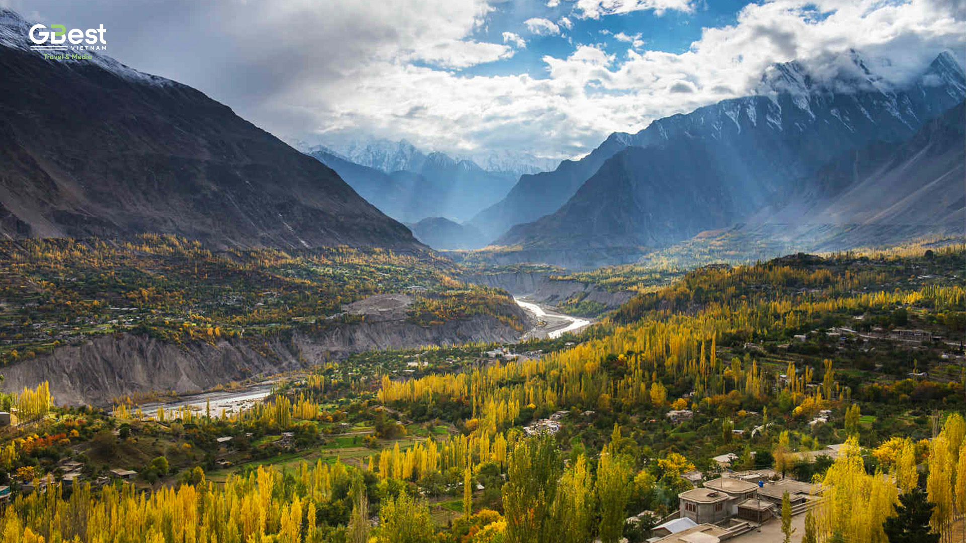 ĐẮM CHÌM TRONG VẺ ĐẸP YÊN BÌNH CỦA PAKISTAN