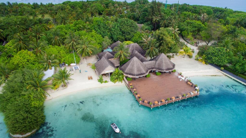 ADAARAN SELECT HUDHURAN FUSHI RESORT - MALDIVES